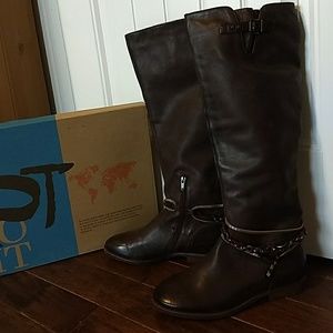 Off The Beaten Track OTBT sz 8.5 riding boot